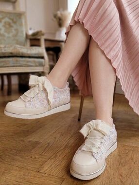 RON WHITE Novella Boucle Sneakers Size 37 Womens Shoes Italy Athleisure